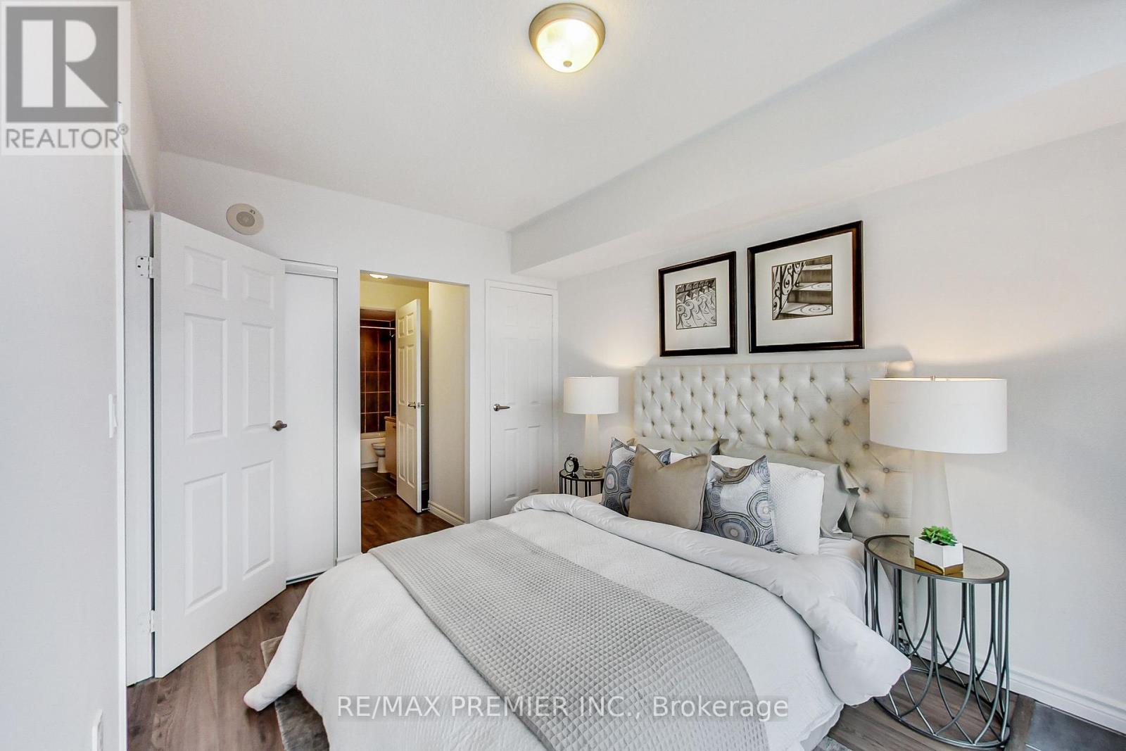 1102 - 15 Maplewood Avenue, Toronto, Ontario  M6C 4B4 - Photo 19 - C12379716