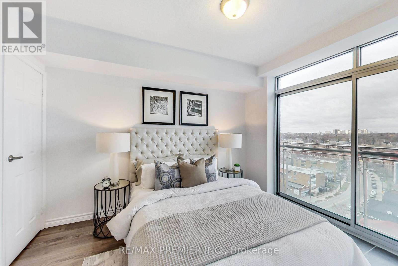 1102 - 15 Maplewood Avenue, Toronto, Ontario  M6C 4B4 - Photo 20 - C12379716