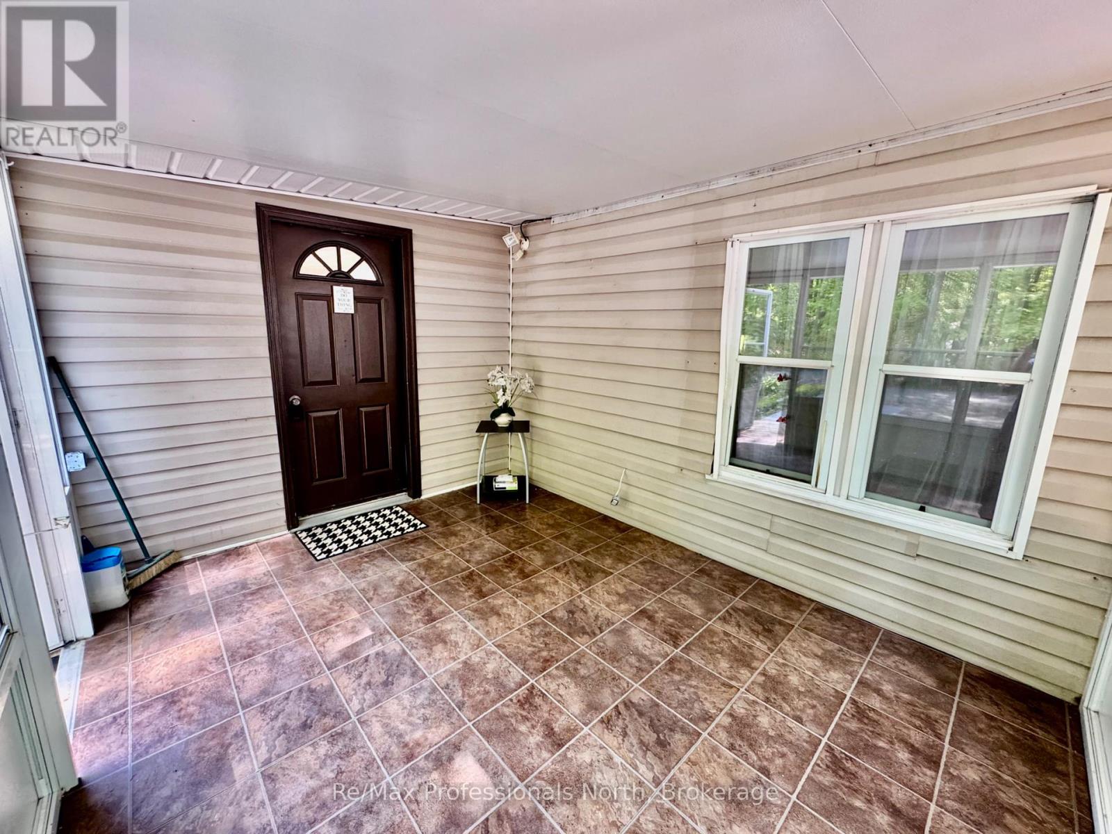 86 - 1007 Racoon Road, Gravenhurst, Ontario  P1P 1R1 - Photo 3 - X12379720