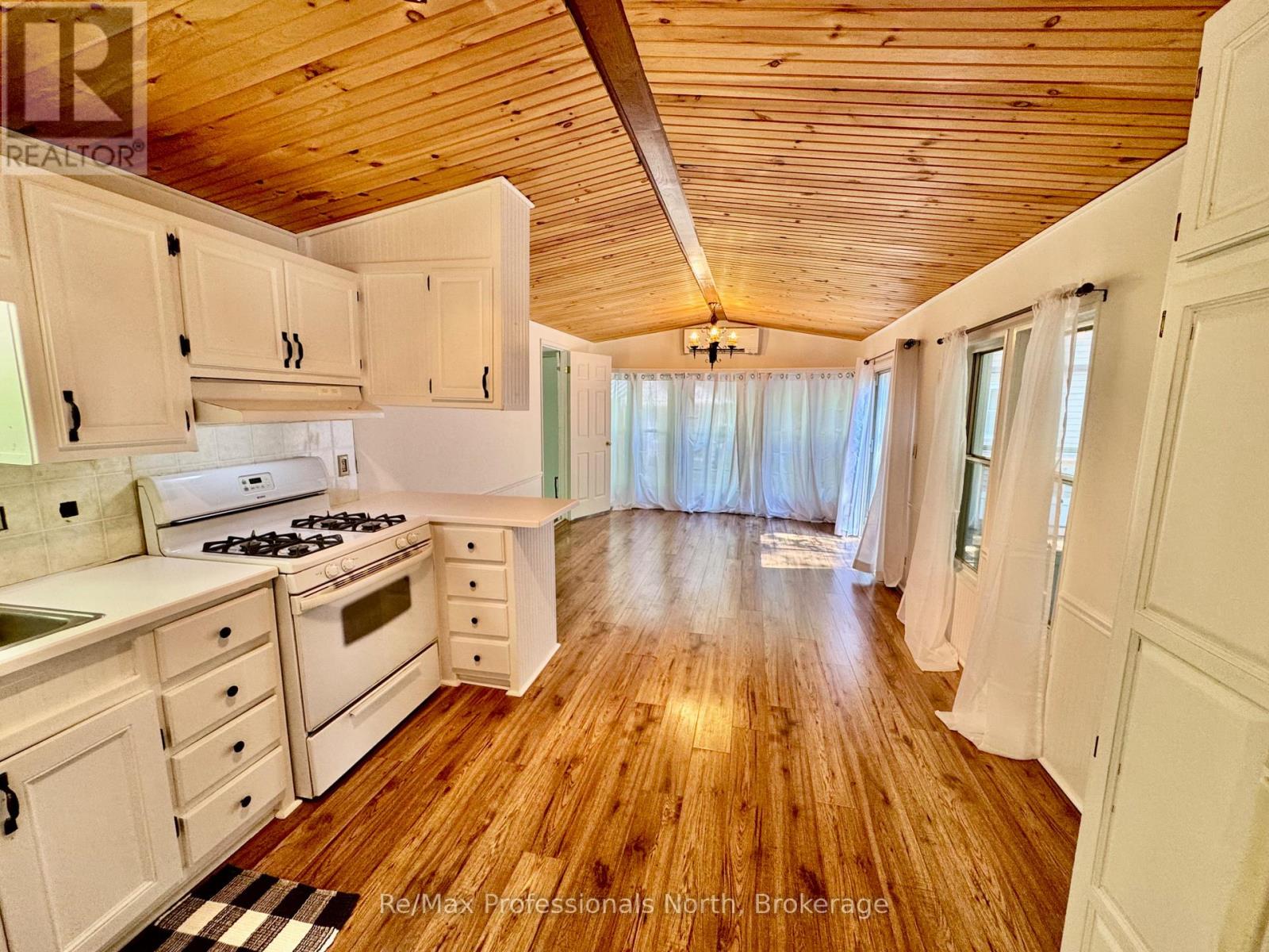 86 - 1007 Racoon Road, Gravenhurst, Ontario  P1P 1R1 - Photo 14 - X12379720