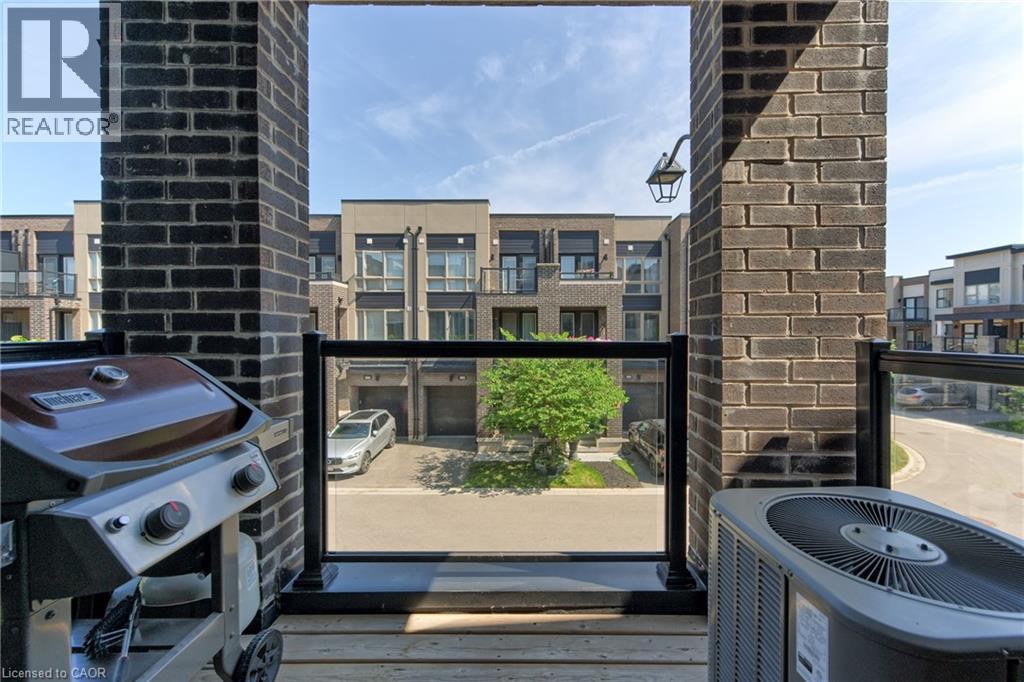 3084 Cascade Common, Oakville, Ontario  L6H 0R7 - Photo 12 - 40765221