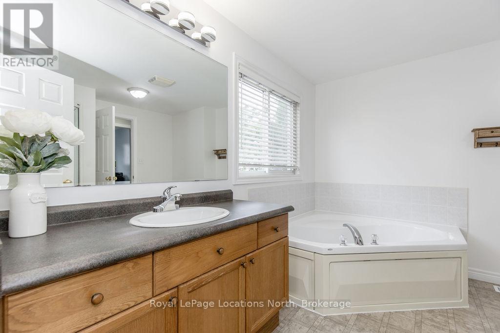 64 Marina Crescent, Collingwood, Ontario  L9Y 5N3 - Photo 27 - S12379787