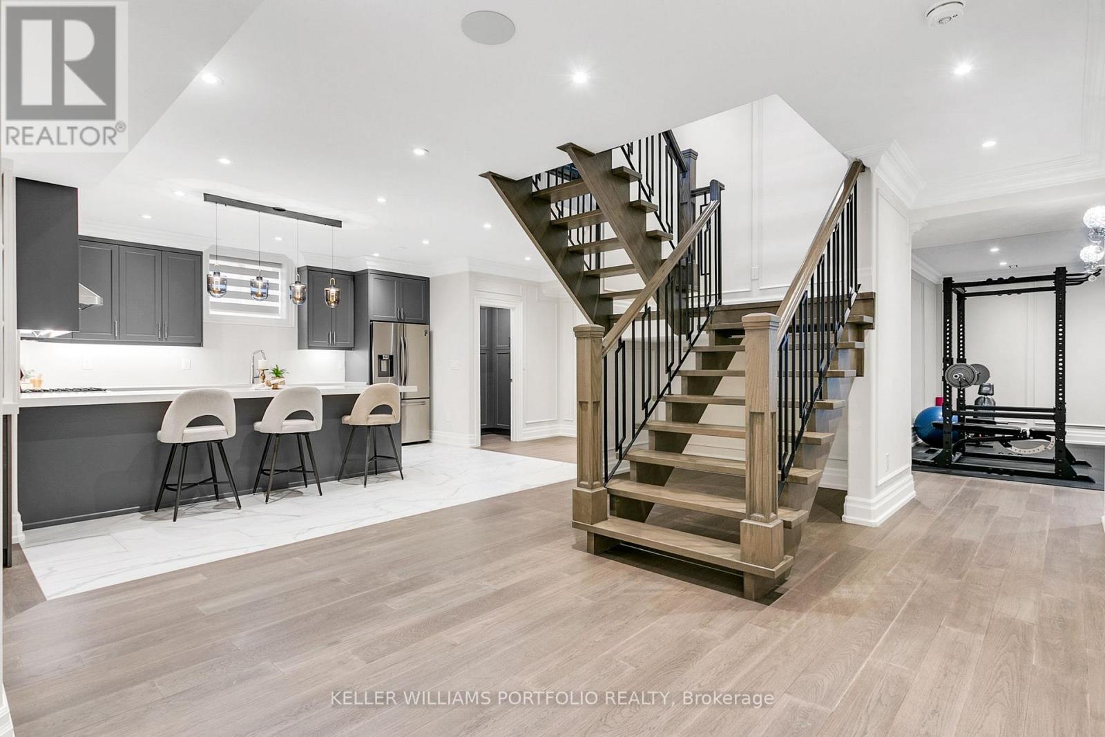 38 Smithwood Drive, Toronto, Ontario  M9B 4R9 - Photo 35 - W12379722