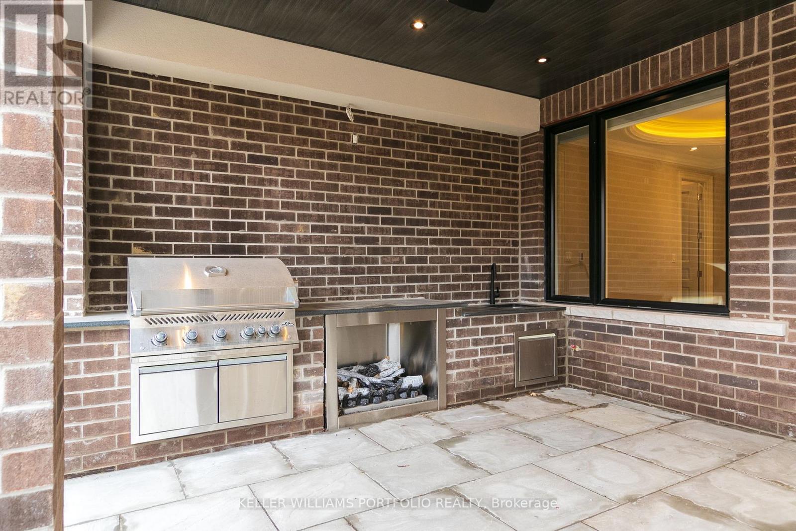 38 Smithwood Drive, Toronto, Ontario  M9B 4R9 - Photo 49 - W12379722