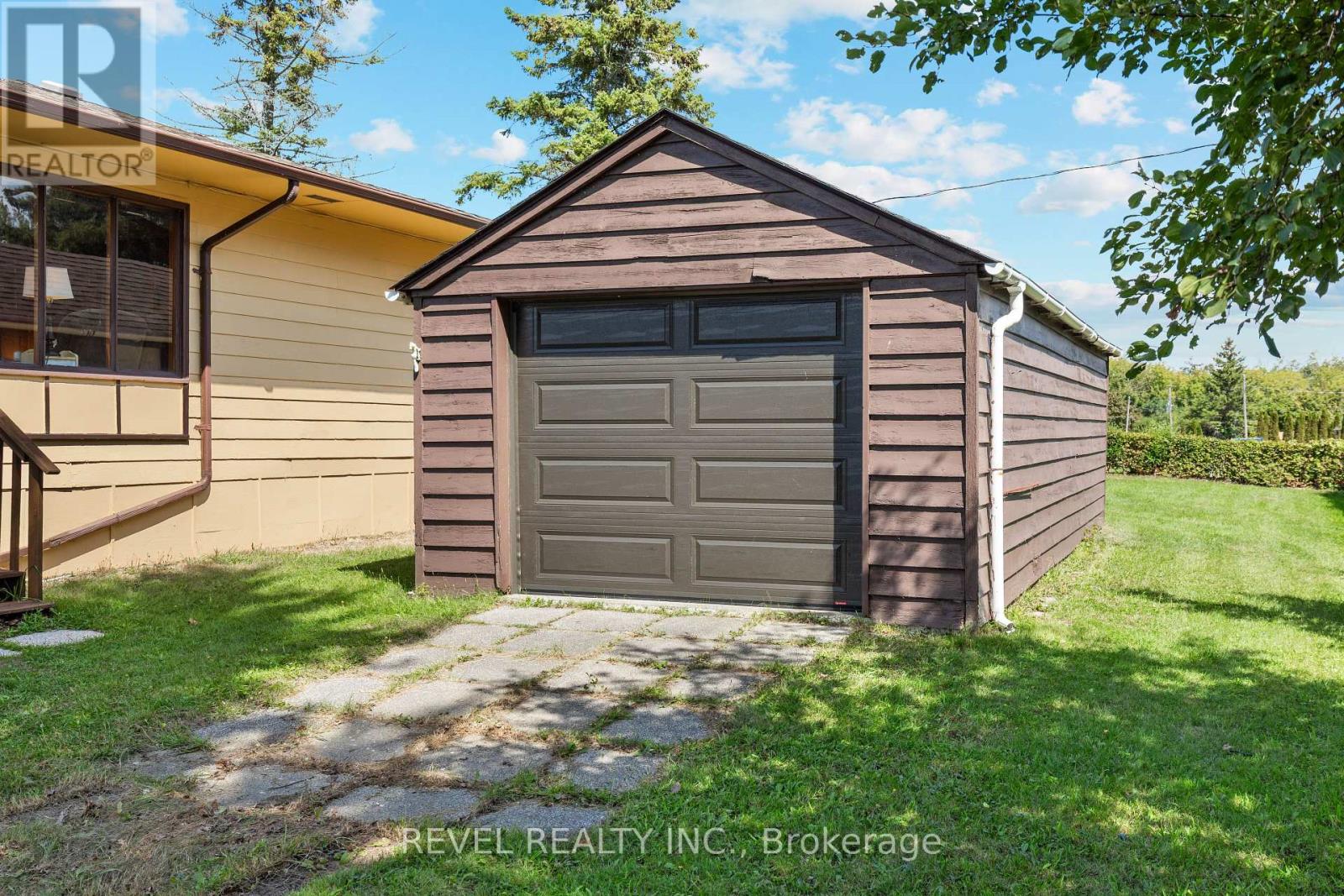 144 Starr Boulevard, Kawartha Lakes, Ontario  K0M 2C0 - Photo 35 - X12379811