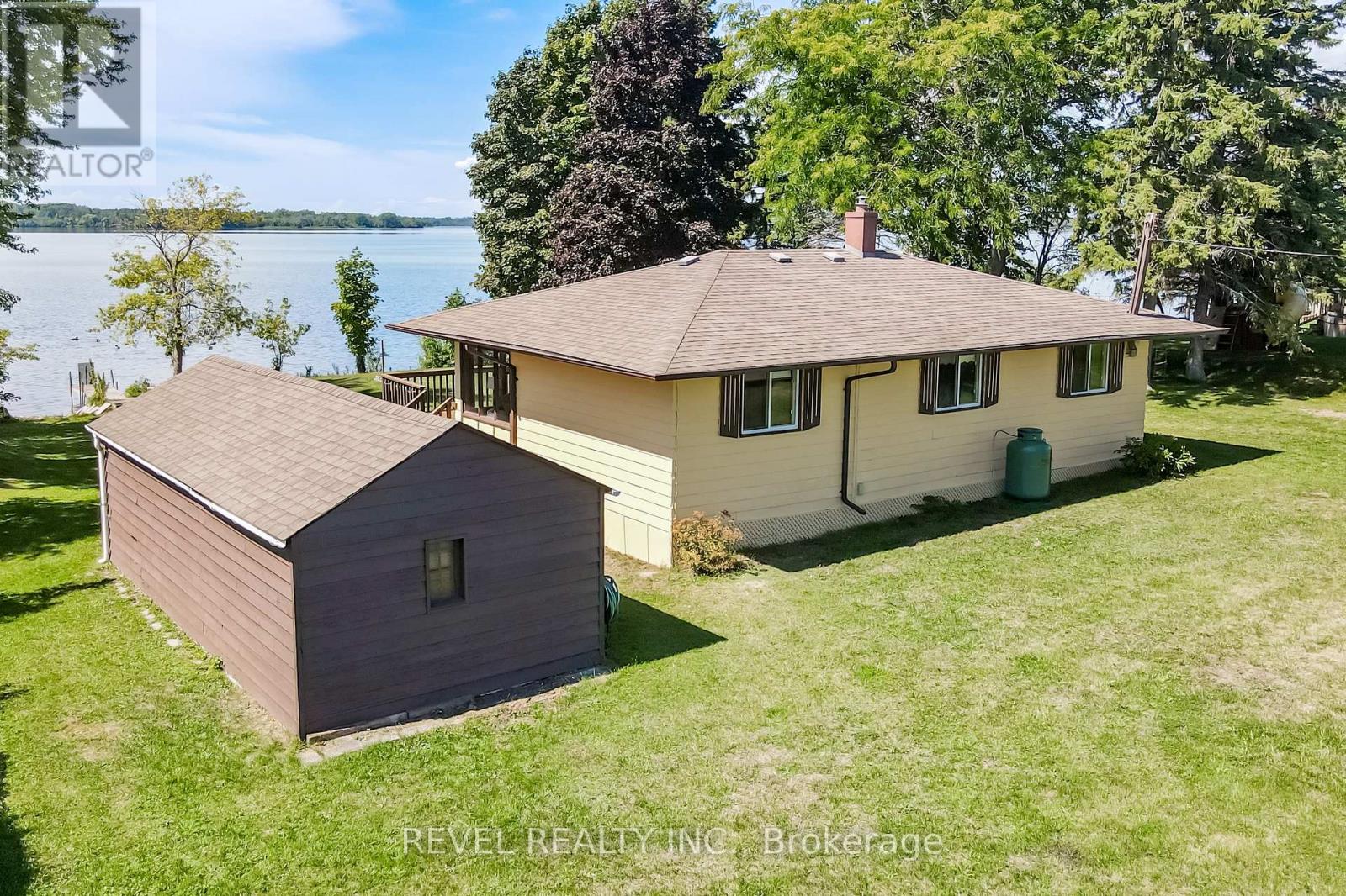 144 Starr Boulevard, Kawartha Lakes, Ontario  K0M 2C0 - Photo 4 - X12379811