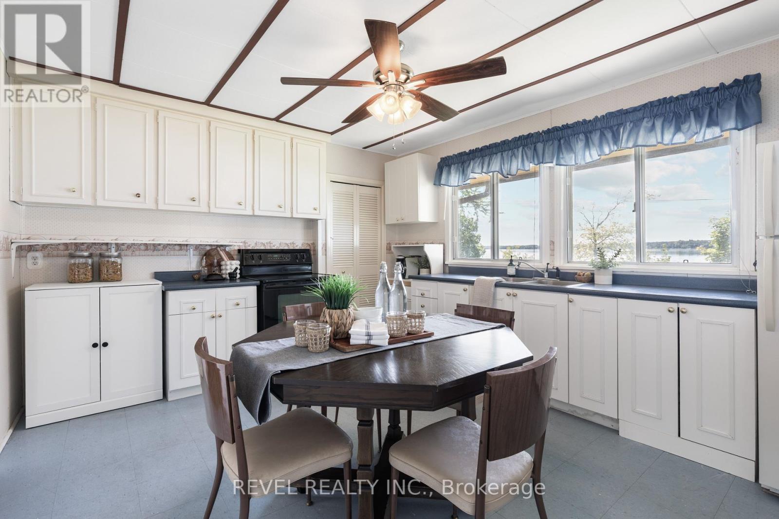 144 Starr Boulevard, Kawartha Lakes, Ontario  K0M 2C0 - Photo 8 - X12379811