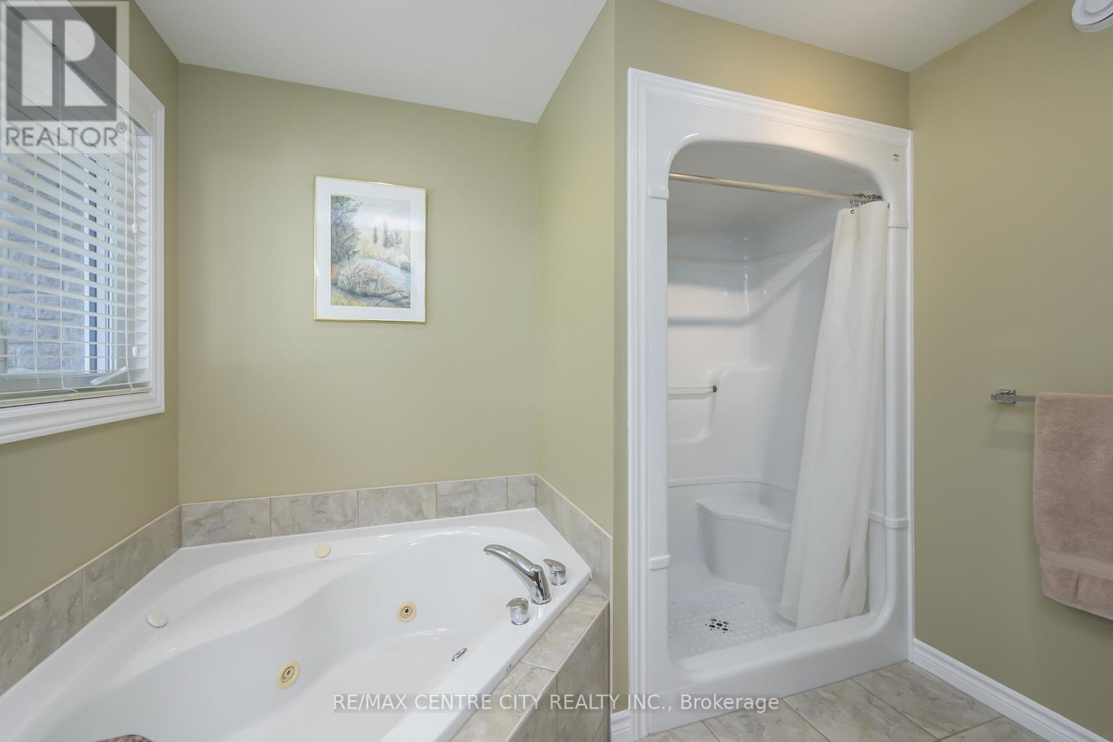 49201 Jamestown Line, Malahide, Ontario  N5H 2R2 - Photo 25 - X12379743