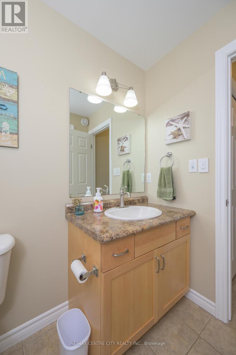 49201 Jamestown Line, Malahide, Ontario  N5H 2R2 - Photo 28 - X12379743