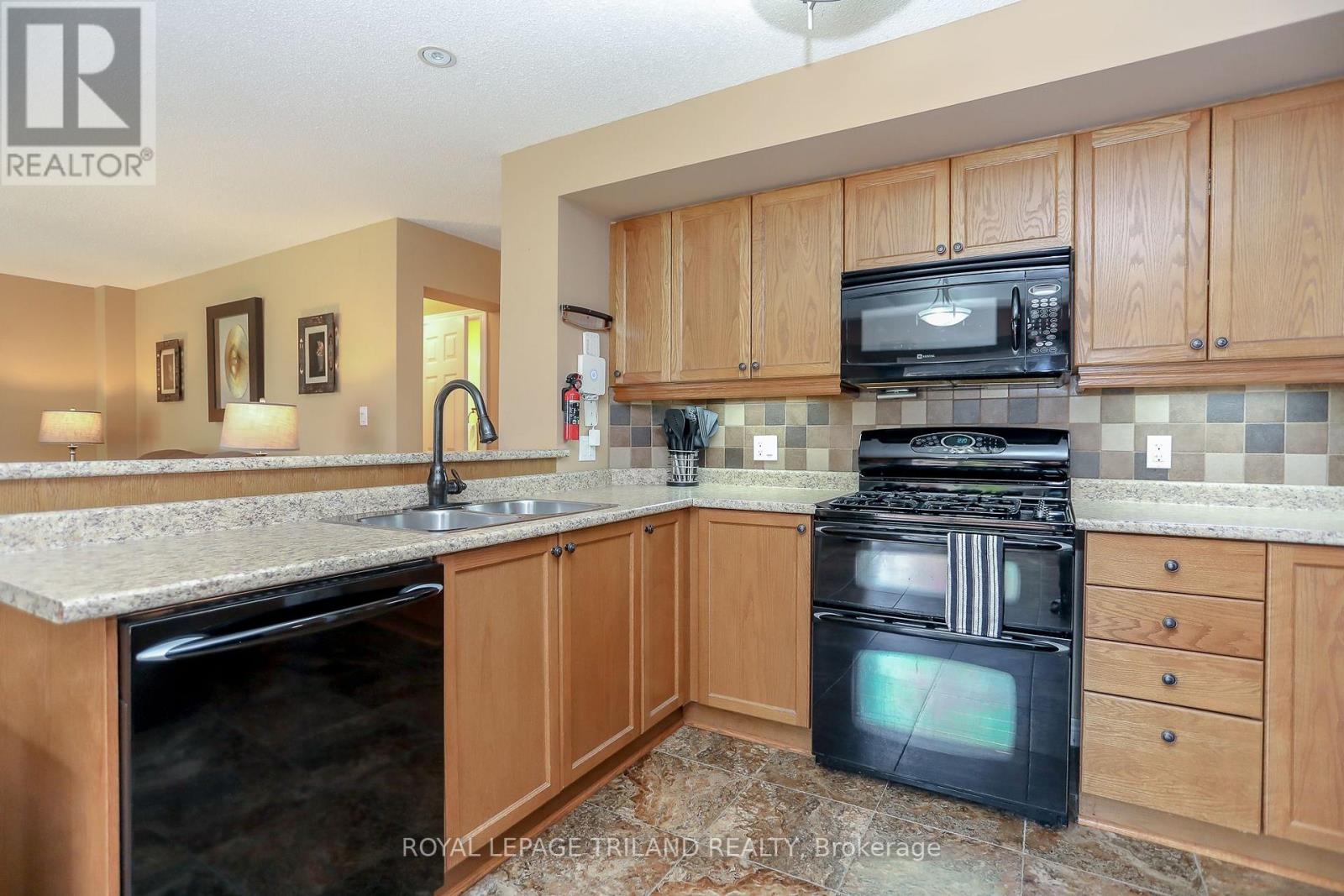 1356 Birchwood Drive, London South, Ontario  N6K 4Y5 - Photo 14 - X12379812