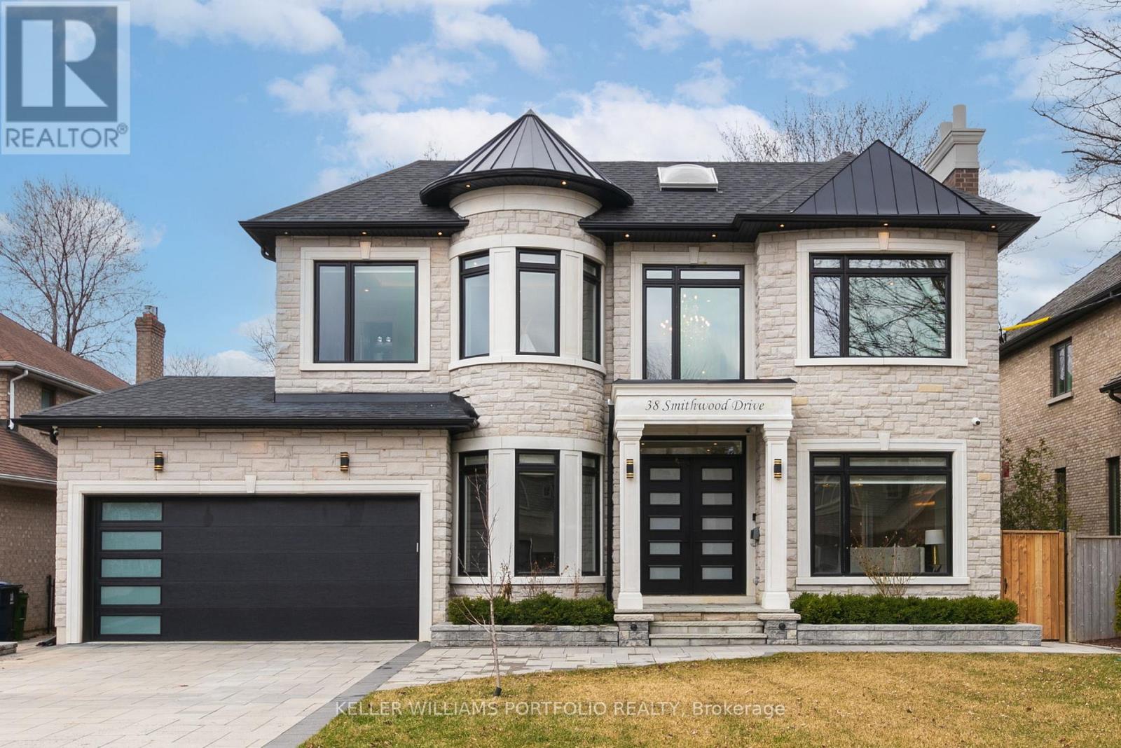 38 Smithwood Drive, Toronto, Ontario  M9B 4R9 - Photo 50 - W12379722