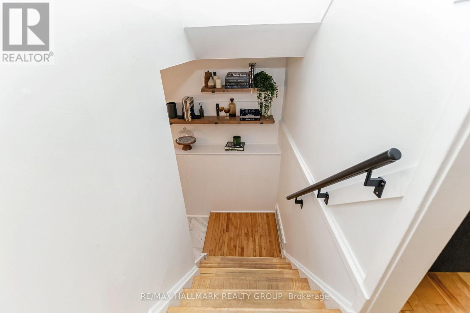 1225 Foxbar Avenue, Ottawa, Ontario  K1V 6V4 - Photo 13 - X12379750