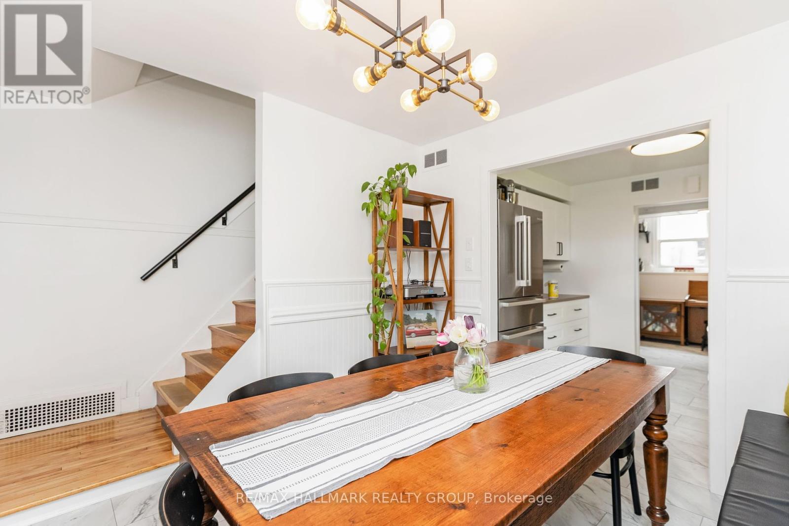 1225 Foxbar Avenue, Ottawa, Ontario  K1V 6V4 - Photo 15 - X12379750