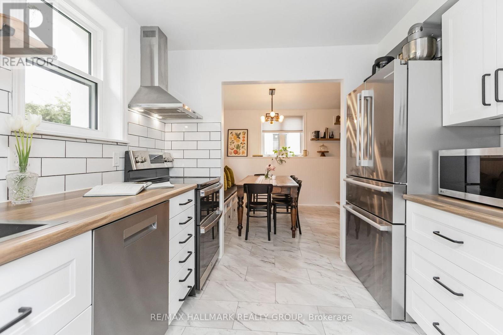 1225 Foxbar Avenue, Ottawa, Ontario  K1V 6V4 - Photo 19 - X12379750