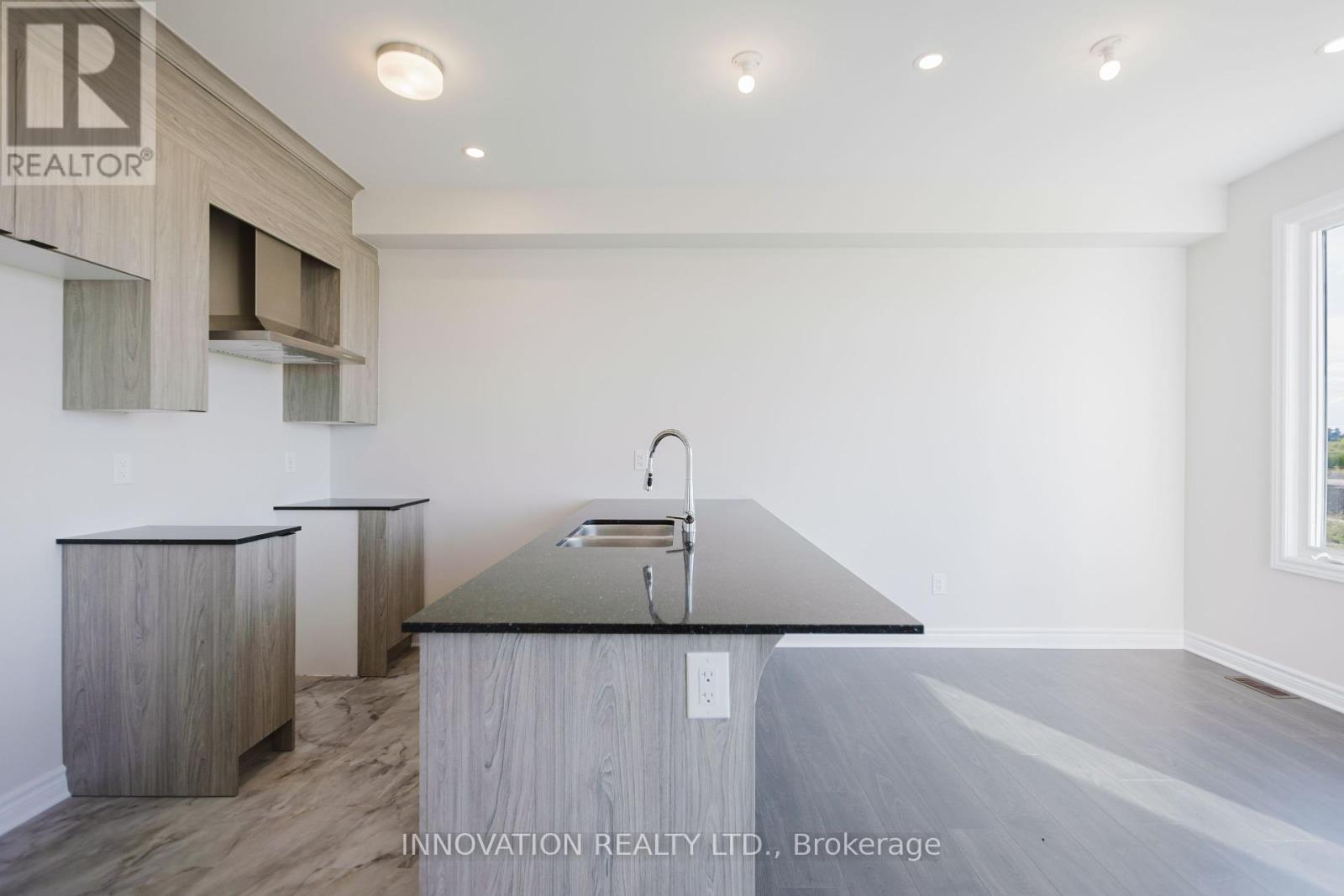 329 Cantering Drive, Ottawa, Ontario  K0A 2Z2 - Photo 10 - X12379766