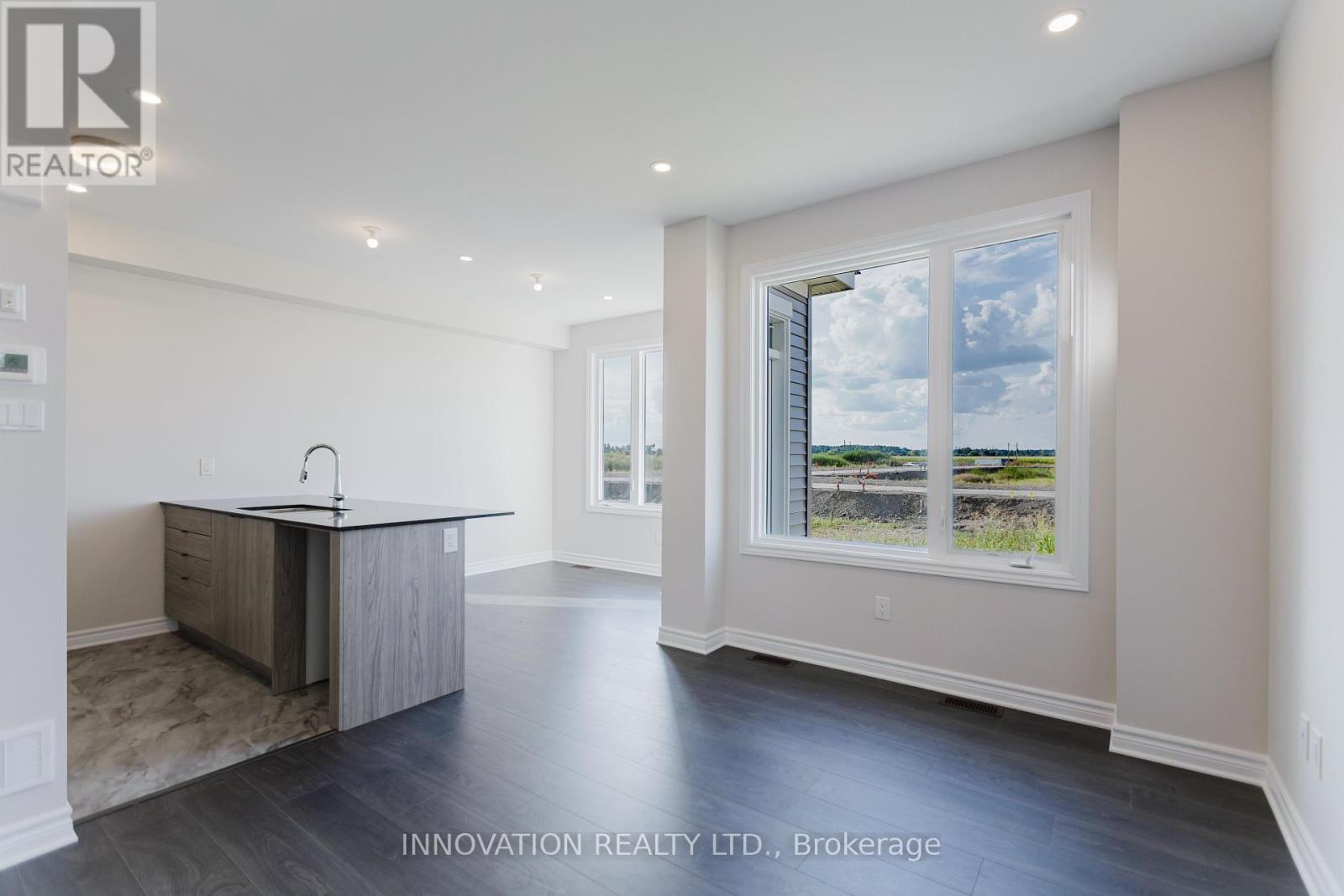 329 Cantering Drive, Ottawa, Ontario  K0A 2Z2 - Photo 9 - X12379766