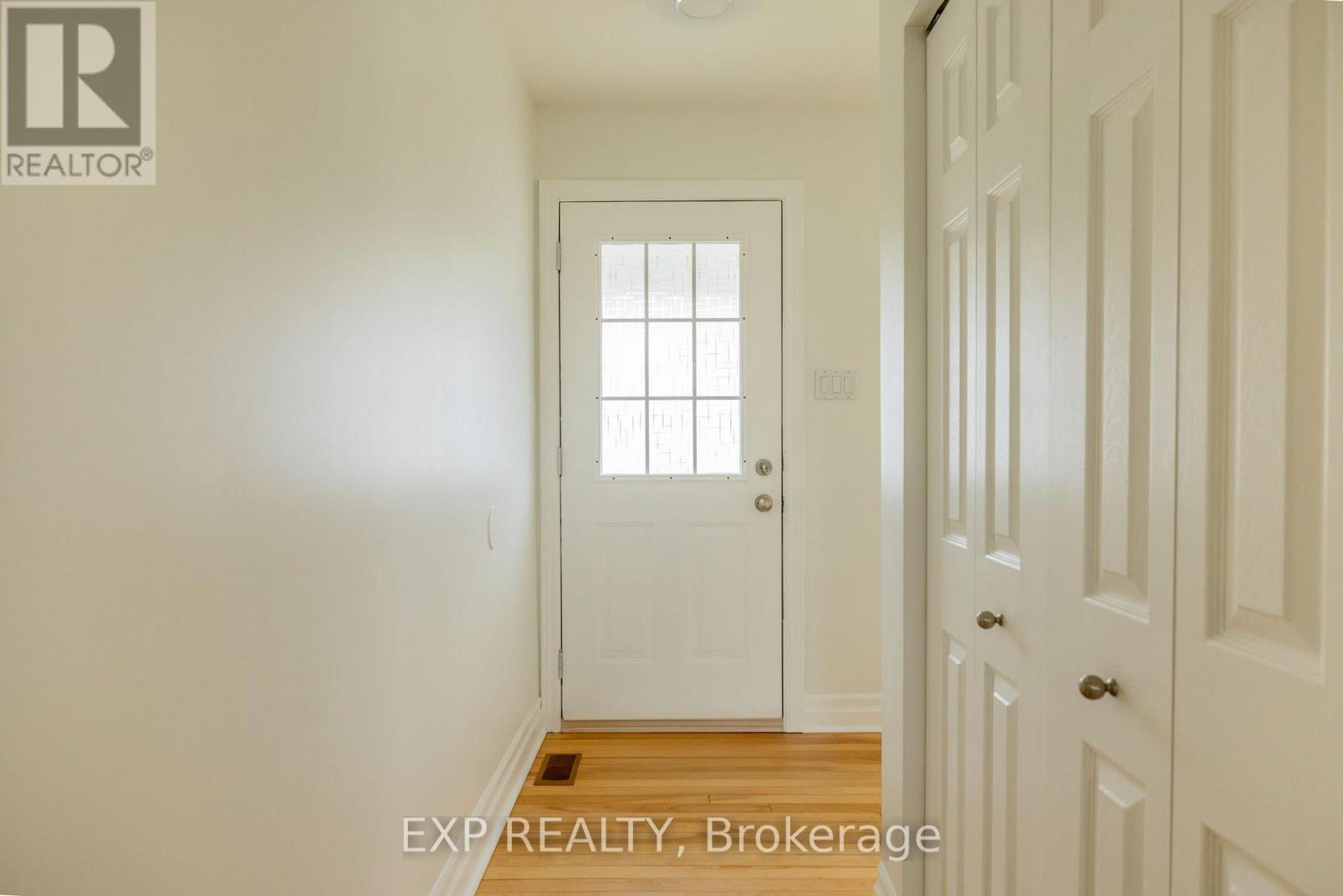 Property at 1954 ROSEBELLA AVENUE image 3