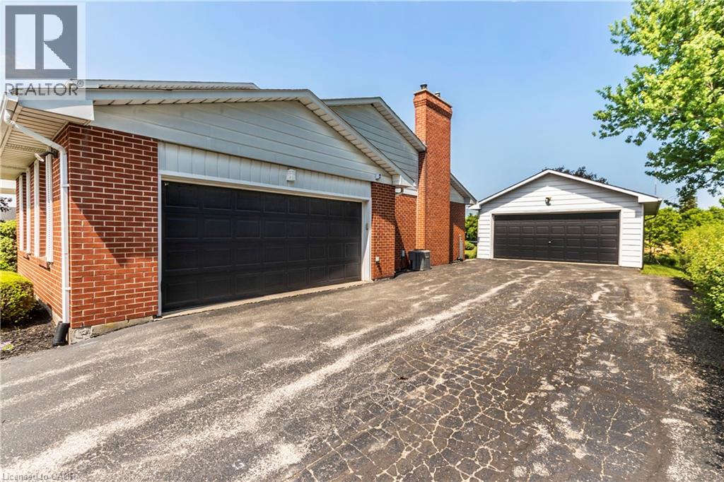 2151 No 1 Side Road, Burlington, Ontario  L7P 0S3 - Photo 46 - 40765527