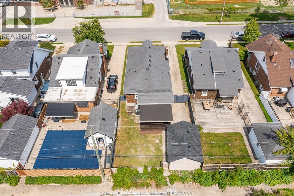 2241 Windermere, Windsor, Ontario  N8W 2S7 - Photo 46 - 25022325