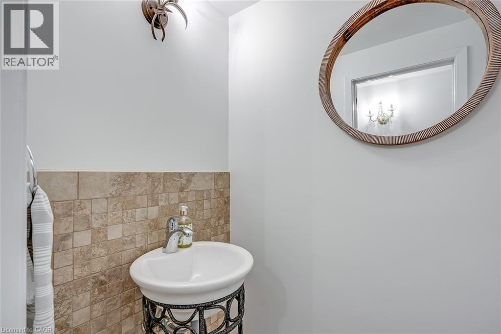 406 Oakwood Drive, Burlington, Ontario  L7N 1X2 - Photo 31 - 40760401