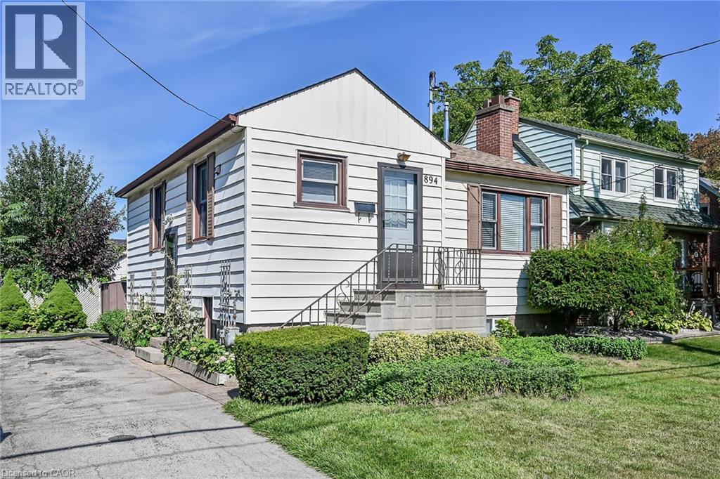 894 GARTH Street, Hamilton, Ontario