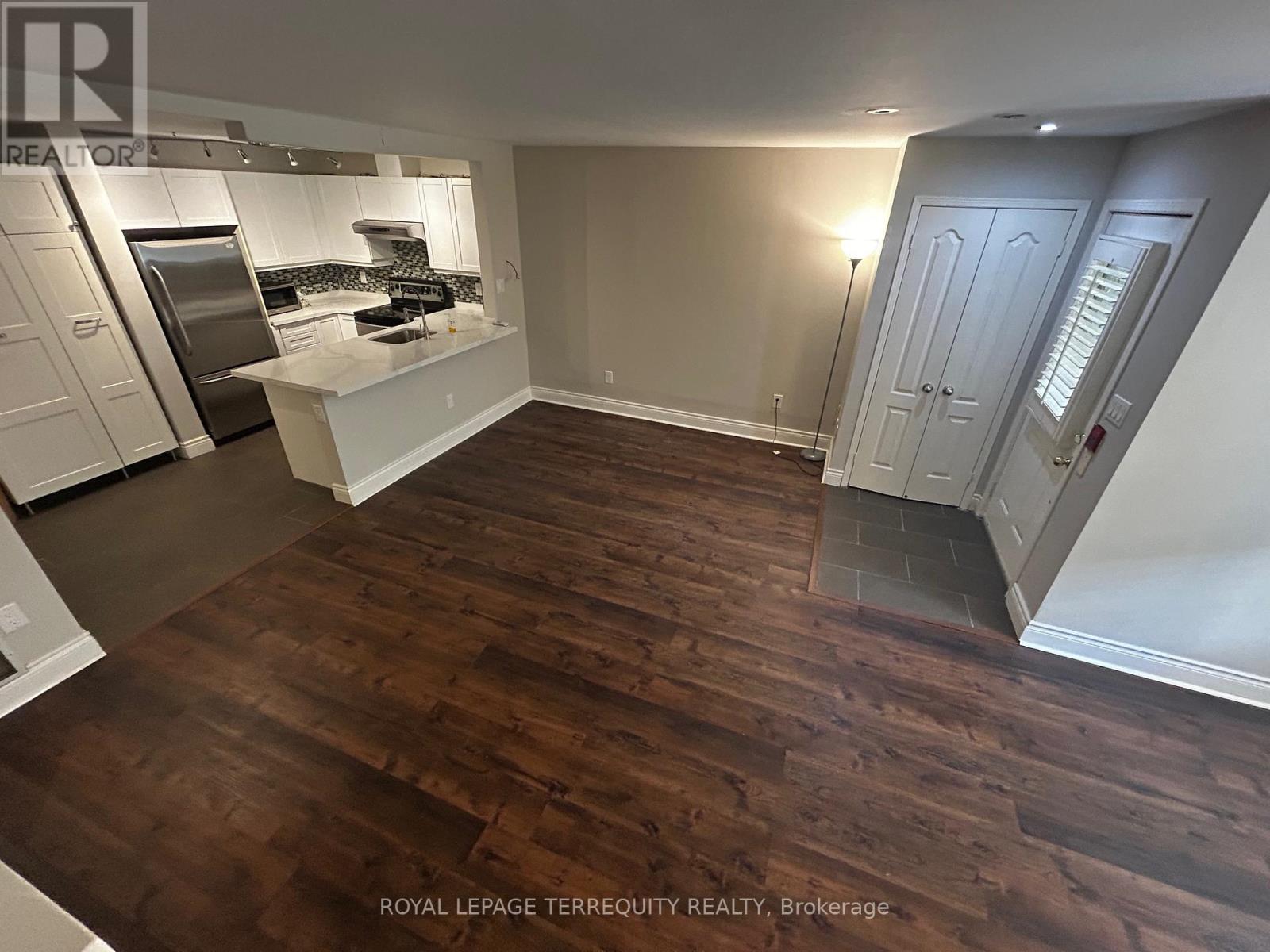B13 - 108 Finch Avenue W, Toronto, Ontario  M2N 6W6 - Photo 8 - C12374313