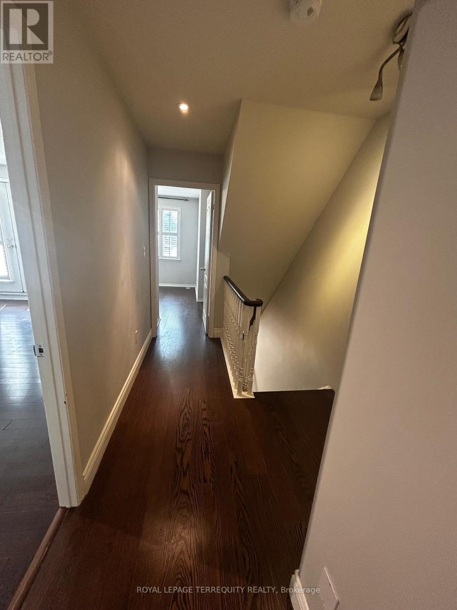 B13 - 108 Finch Avenue W, Toronto, Ontario  M2N 6W6 - Photo 11 - C12374313