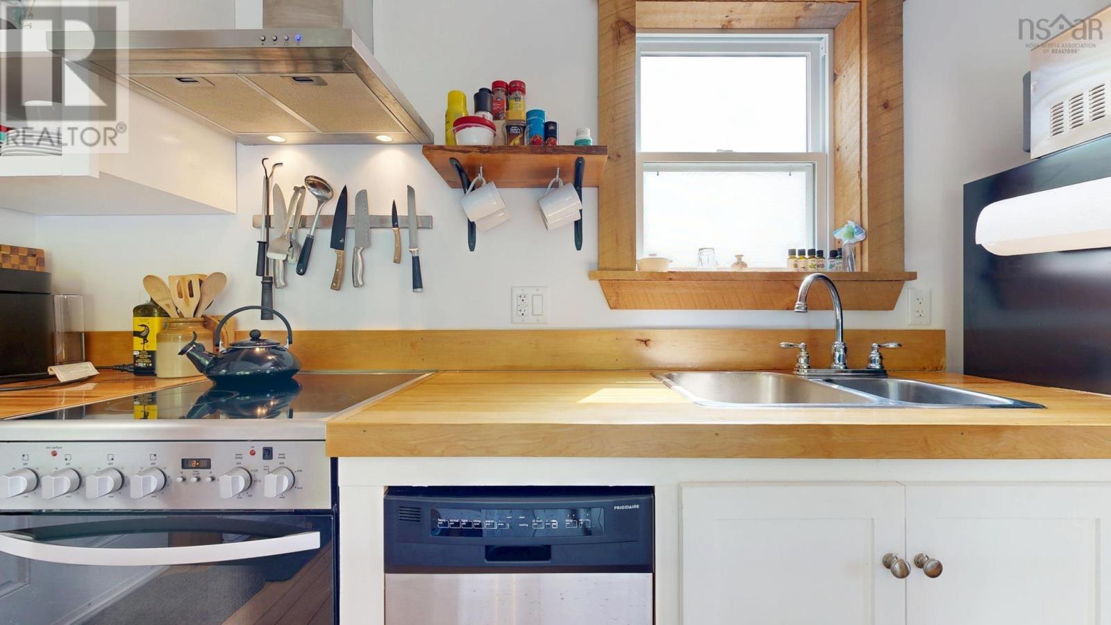 83 Golden Horizon Drive, South West Port Mouton, Nova Scotia  B0T 1T0 - Photo 12 - 202511445