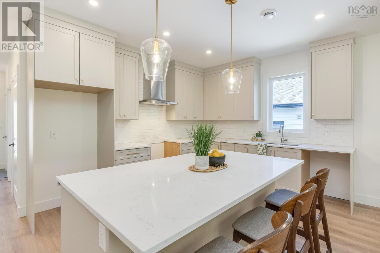 18 Whidden Avenue, Wolfville, Nova Scotia  B4P 0A8 - Photo 6 - 202516661