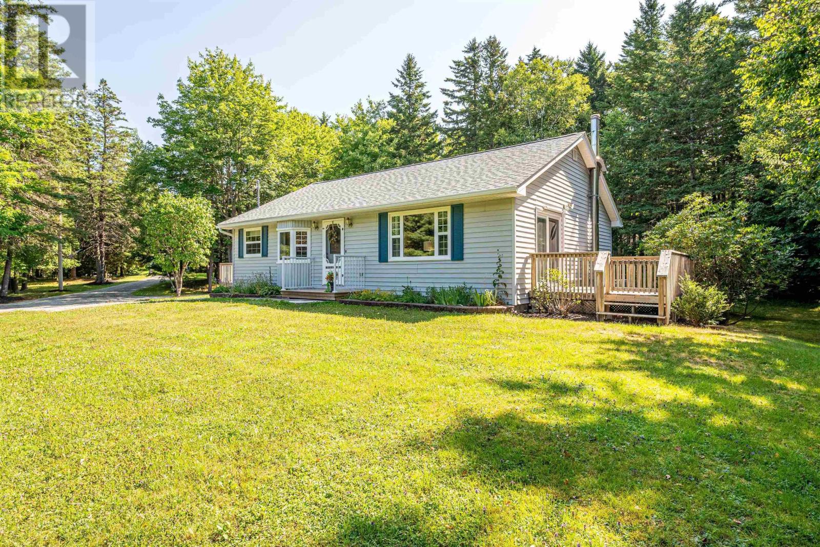 Property at 18 Archibald Drive image 3