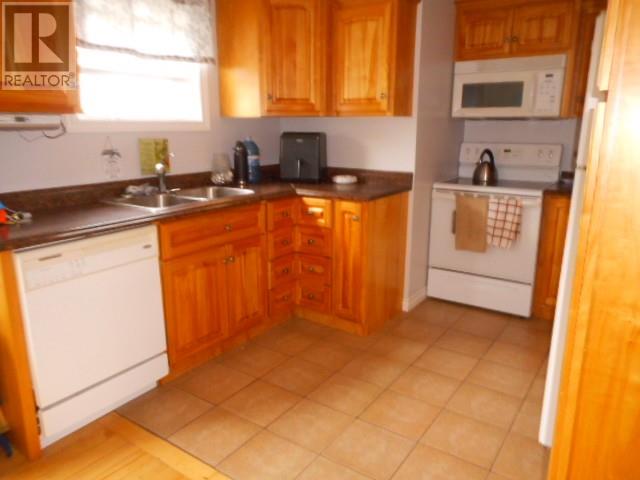 62 Bayview Road, Springdale, Newfoundland & Labrador  A0J 1T0 - Photo 5 - 1289982