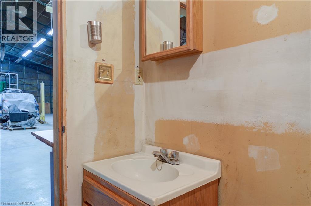 225 Black Walnut Road, St. George, Ontario  N0E 1N0 - Photo 32 - 40762572