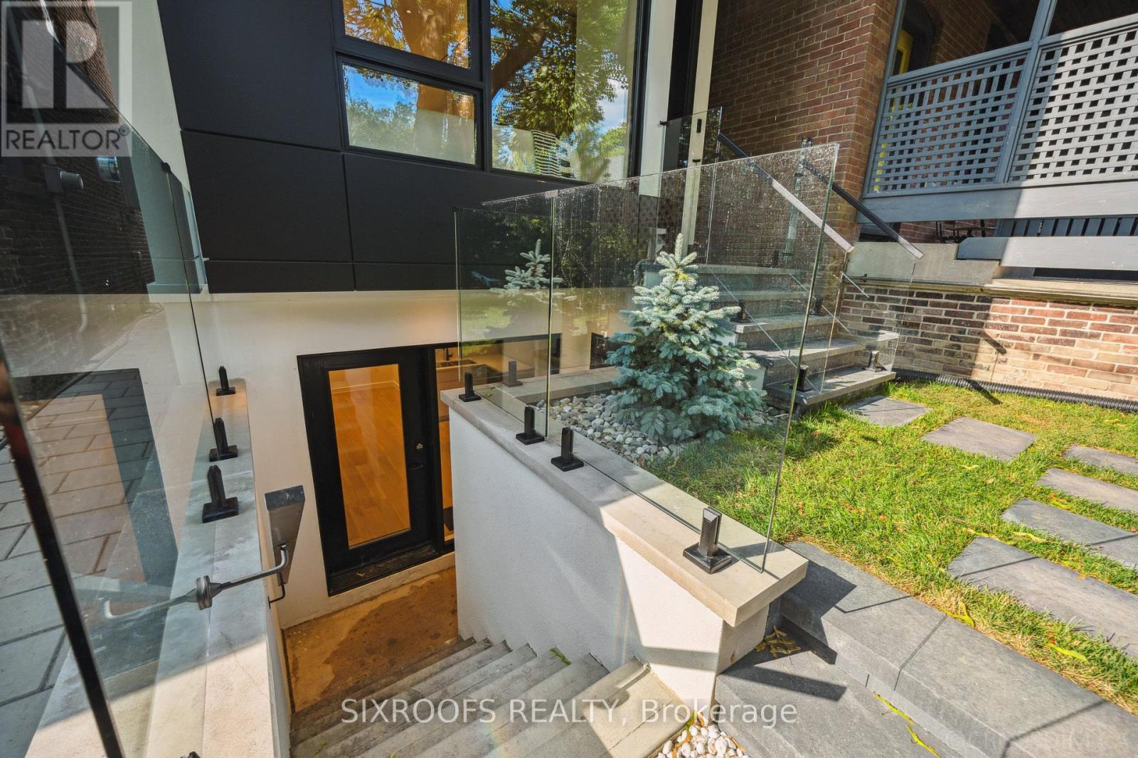 44a Alcina Avenue, Toronto, Ontario  M6G 2E8 - Photo 42 - C12379797