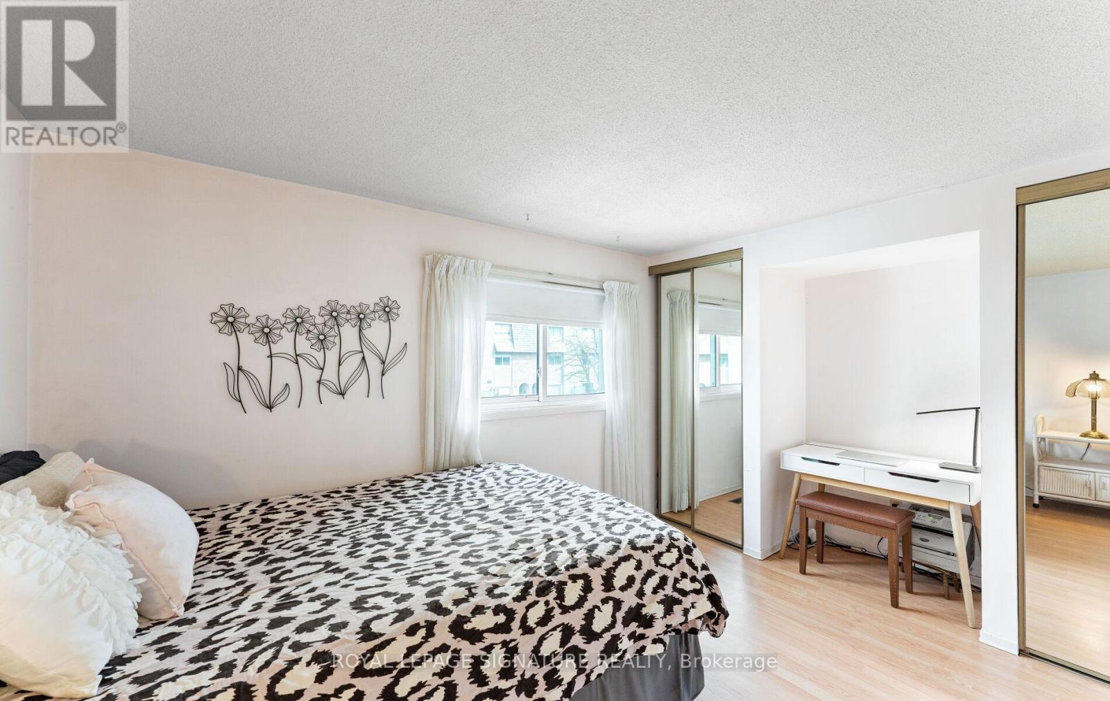 74 Dutch Myrtle Way, Toronto (Banbury-Don Mills), Ontario  M3B 3K8 - Photo 22 - C12379805