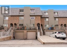 74 DUTCH MYRTLE WAY