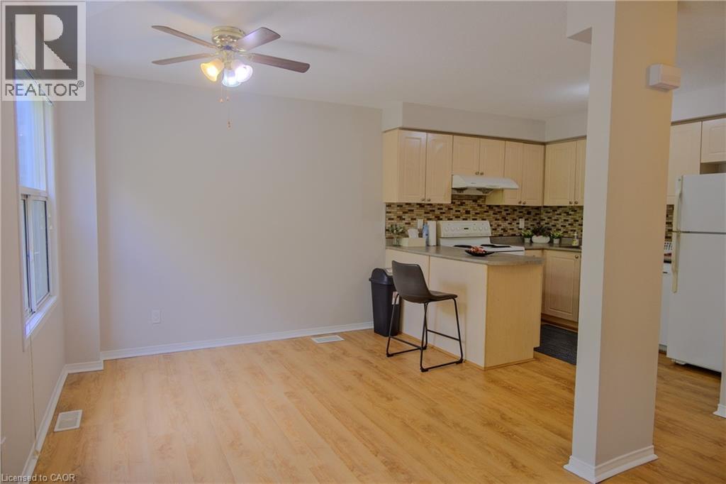 59 Mooregate Crescent, Kitchener, Ontario  N2M 2E9 - Photo 10 - 40764971