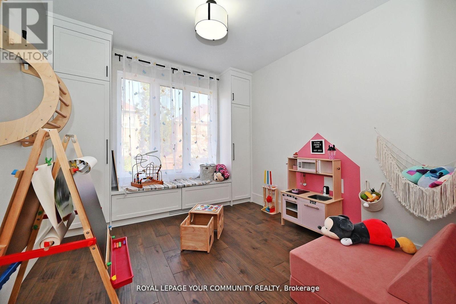 20 Grovewood Street, Richmond Hill, Ontario  L4E 4X4 - Photo 25 - N12379777
