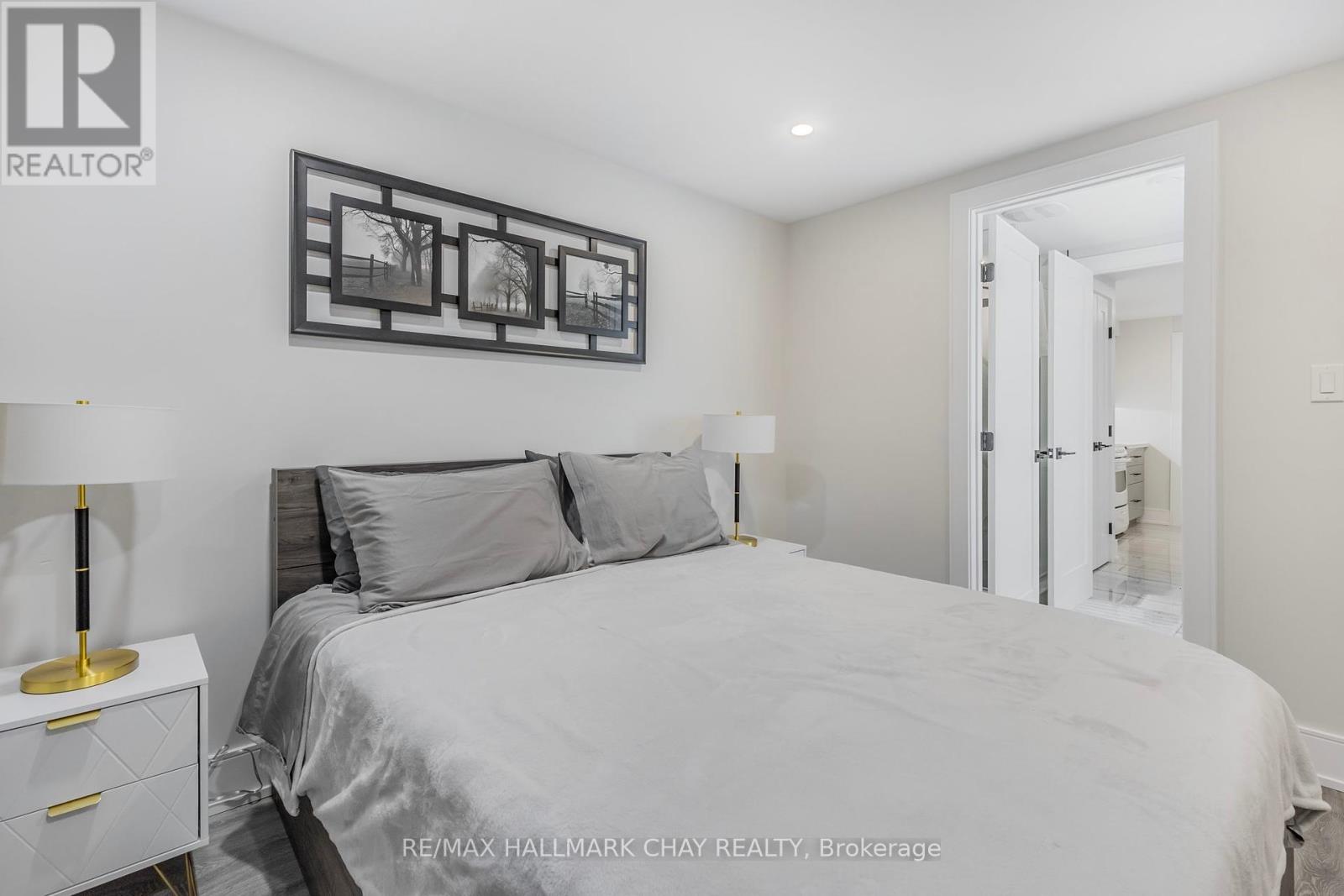 Lower - 12 Tower Court, Bradford West Gwillimbury, Ontario  L3Z 2V2 - Photo 10 - N12379801