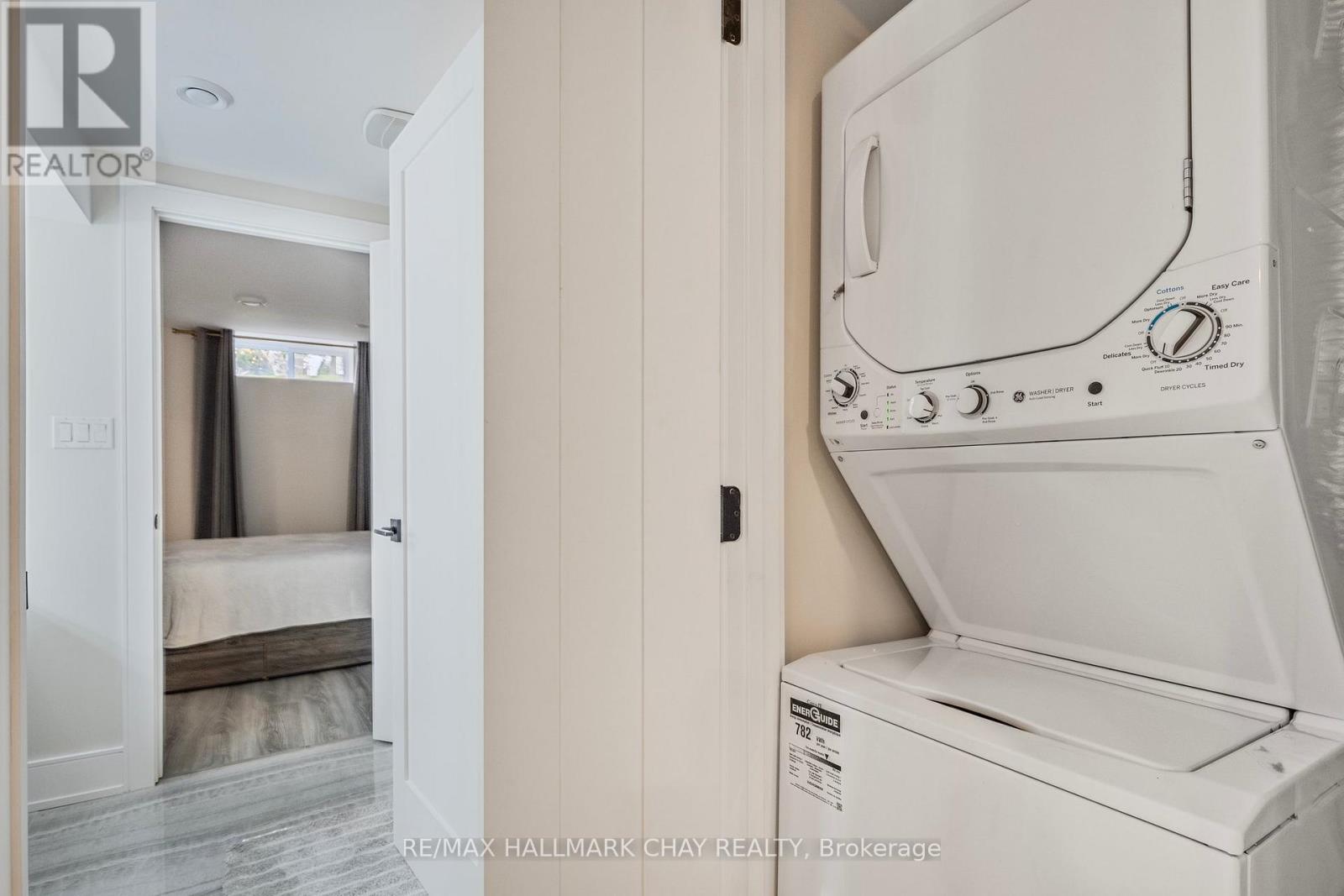 Lower - 12 Tower Court, Bradford West Gwillimbury, Ontario  L3Z 2V2 - Photo 14 - N12379801
