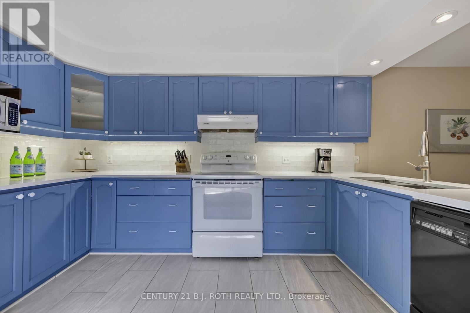 1005 Goshen Road, Innisfil, Ontario  L9S 2B5 - Photo 20 - N12379802