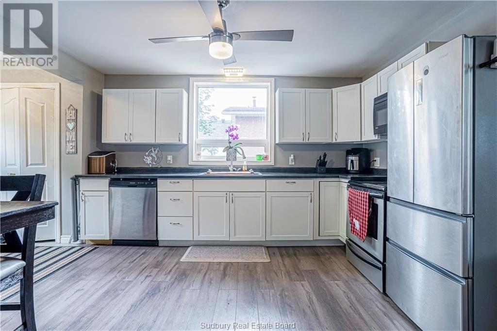 Property at 976 Bancroft Drive image 3