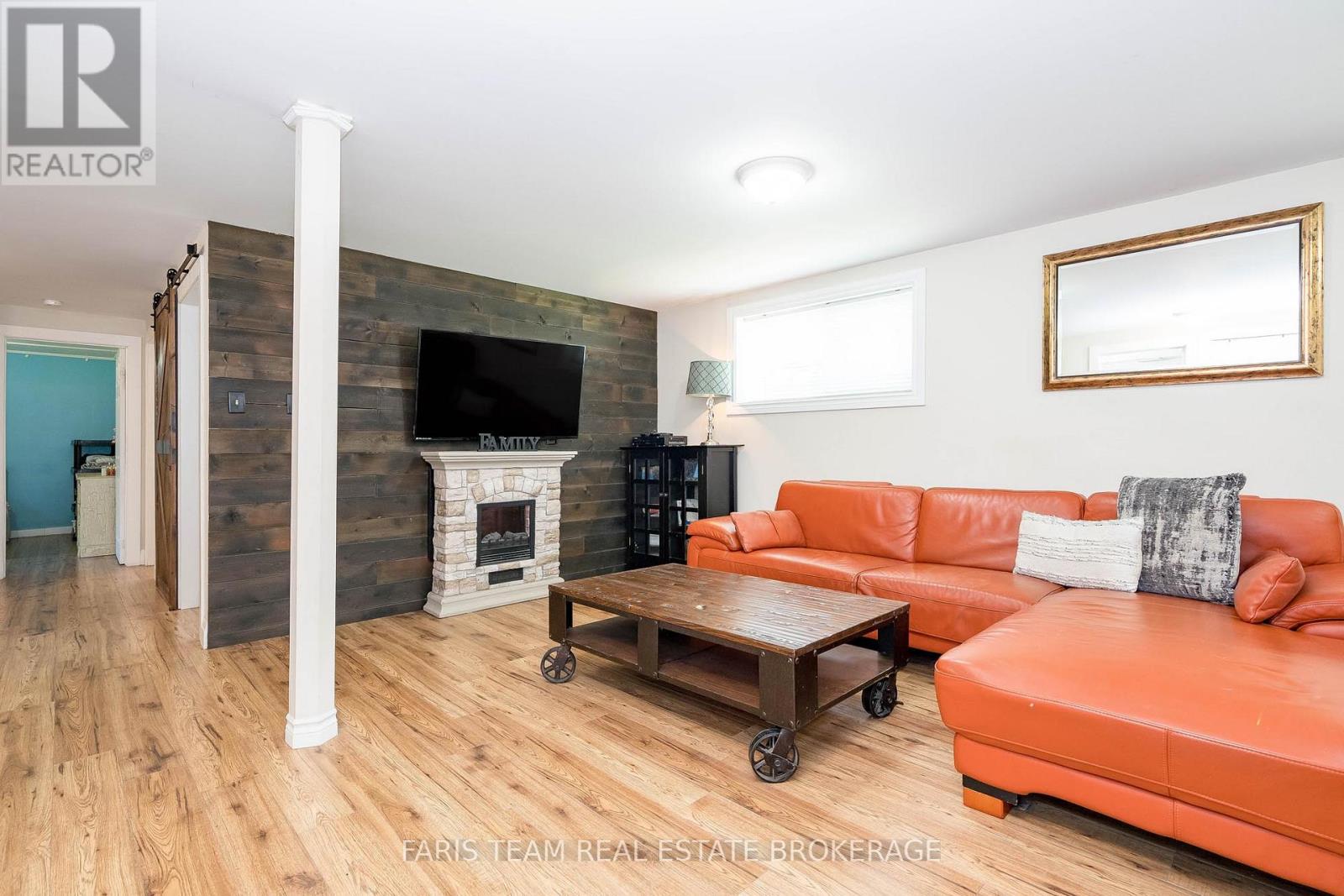 132 Patterson Road, Barrie (Ardagh), Ontario  L4N 3W4 - Photo 30 - S12379796