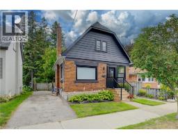 19 DUNBAR Road N, Waterloo, Ontario