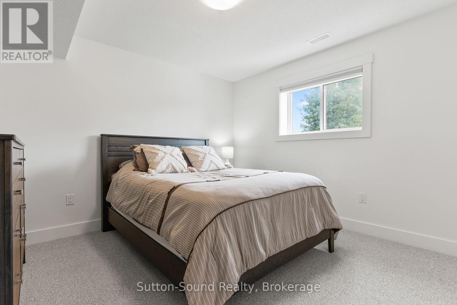 111 Donway Drive, Chatsworth, Ontario  N0H 1G0 - Photo 32 - X12379829