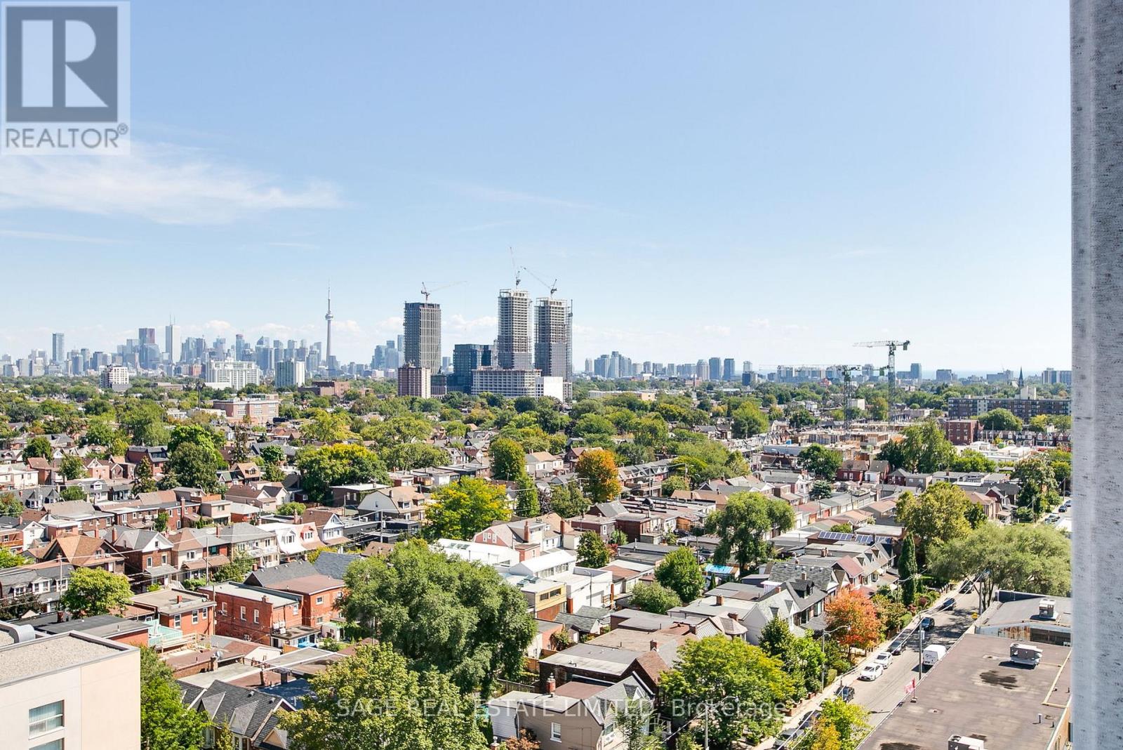 1304 - 812 Lansdowne Avenue, Toronto, Ontario  M6H 4K5 - Photo 17 - W12379733