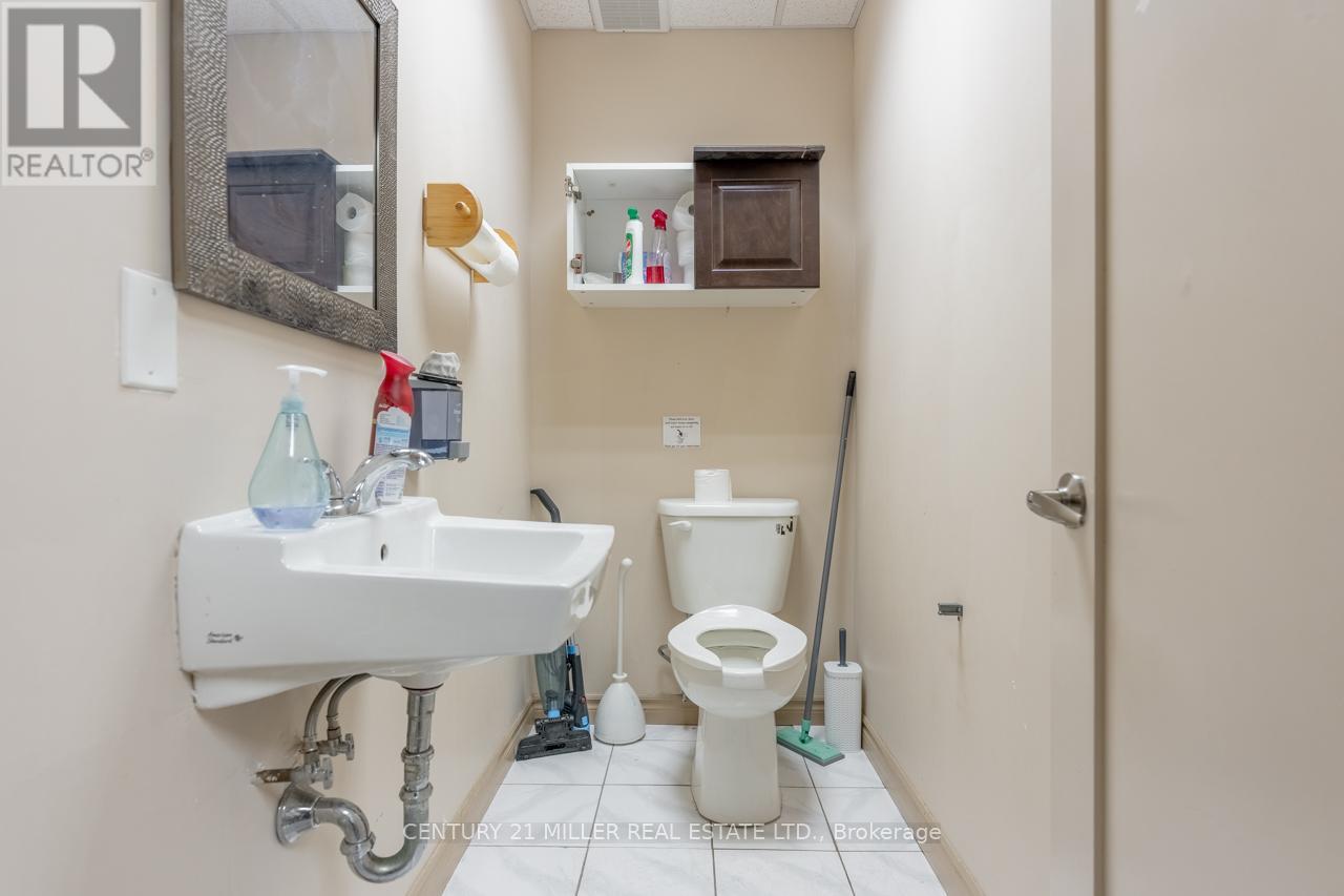 203 - 450 Bronte Street S, Milton, Ontario  L9T 8T2 - Photo 20 - W12379736