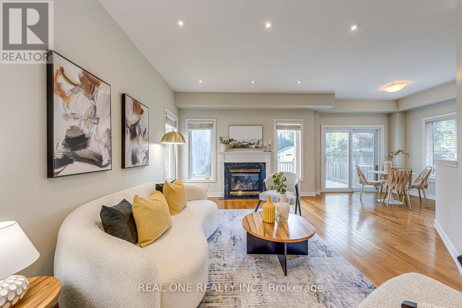 2337 Hilda Drive, Oakville, Ontario  L6H 7M9 - Photo 12 - W12379778