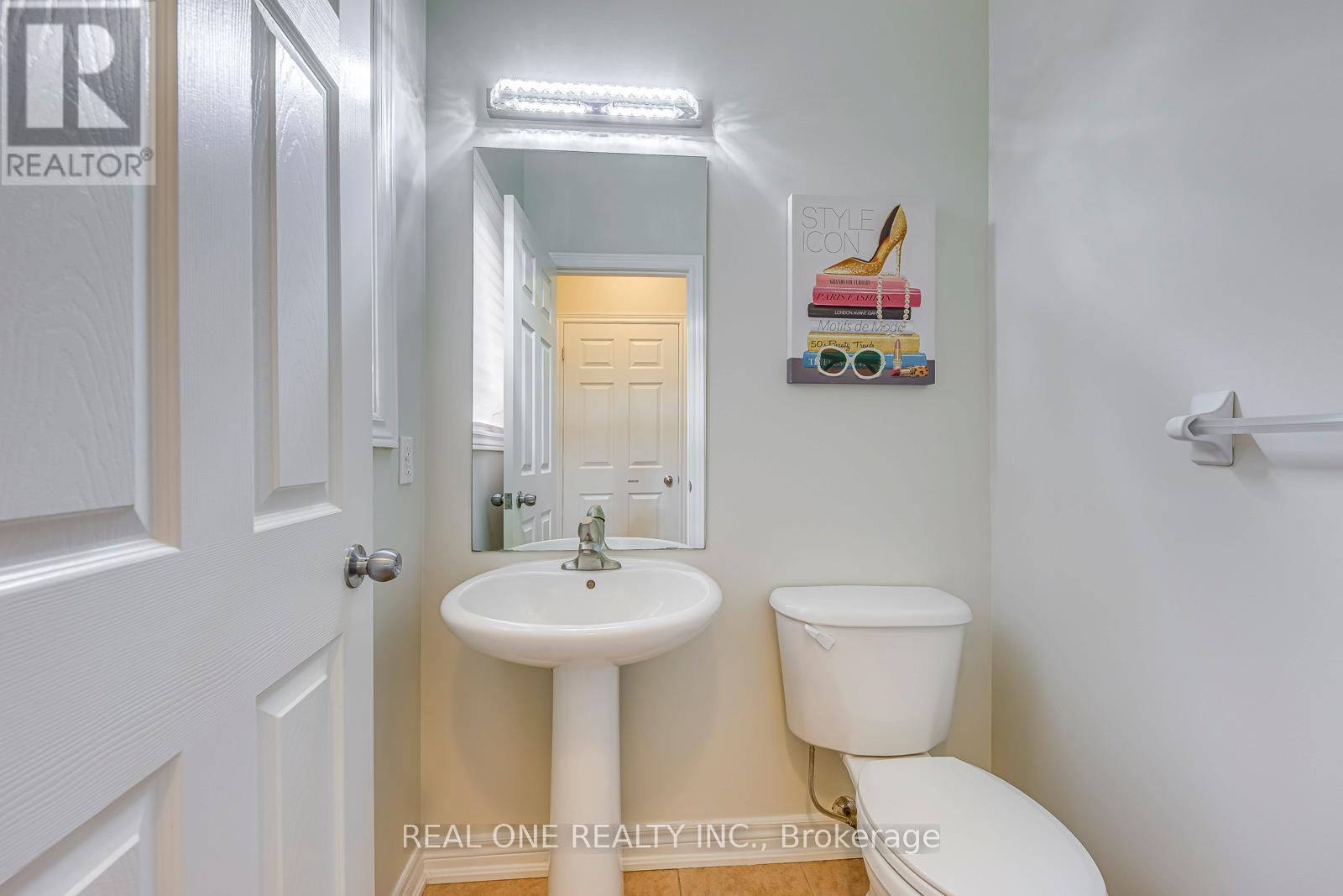 2337 Hilda Drive, Oakville, Ontario  L6H 7M9 - Photo 22 - W12379778