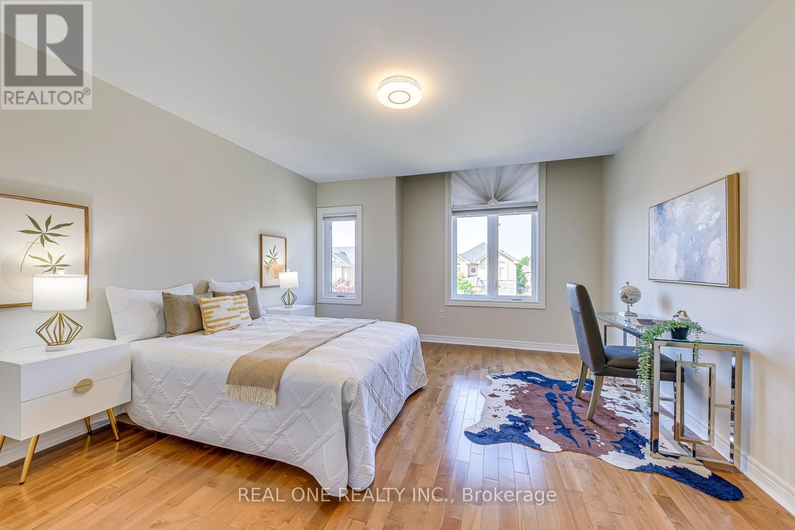 2337 Hilda Drive, Oakville, Ontario  L6H 7M9 - Photo 32 - W12379778