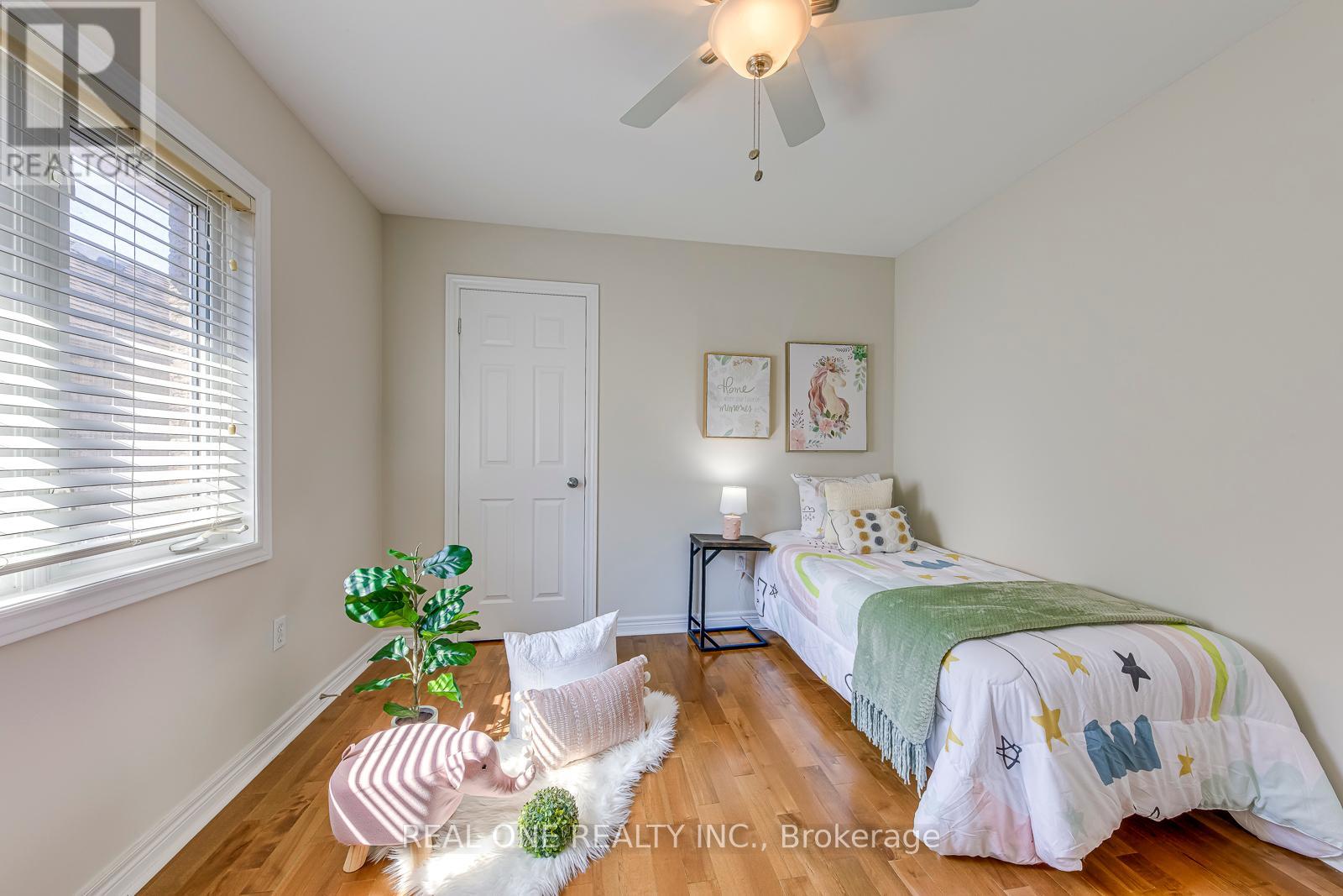 2337 Hilda Drive, Oakville, Ontario  L6H 7M9 - Photo 34 - W12379778